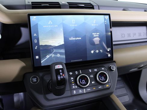 New 2026 Land Rover Defender 130 S image 21