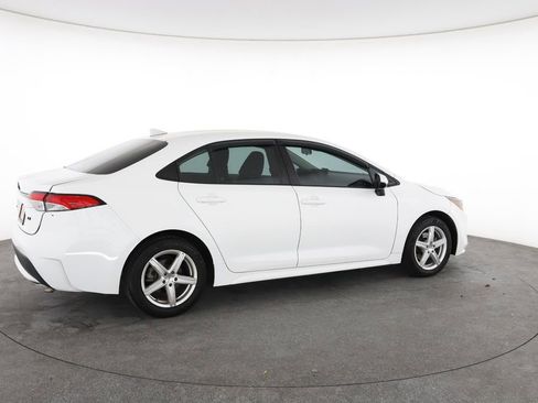 Used 2022 Toyota Corolla LE image 13