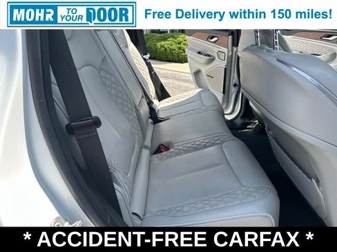 Used 2022 Jeep Grand Cherokee Summit w/ Luxury Tech Group V AWD/4WD image 17