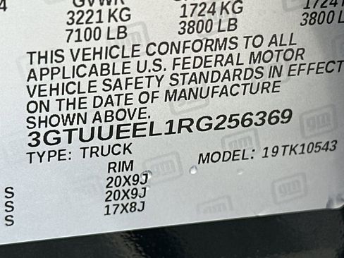Used 2024 GMC Sierra 1500 AT4 w/ AT4 Premium Package AWD/4WD image 33