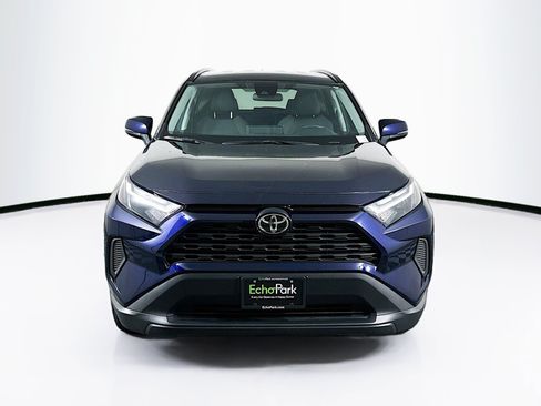 Used 2025 Toyota RAV4 XLE FWD image 2