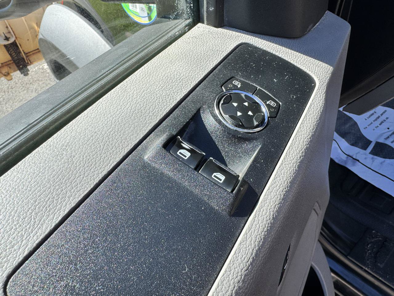 Used 2018 Ford F550 4x4 Regular Cab Super Duty image 21