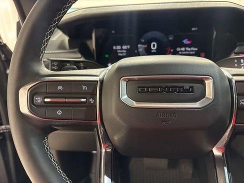 Used 2025 GMC Acadia Denali w/ LPO, Floor Liner Package AWD/4WD image 16