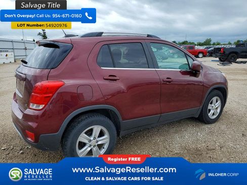 Used 2017 Chevrolet Trax LT FWD image 4