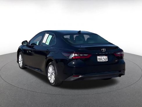 Used 2023 Toyota Camry LE image 10