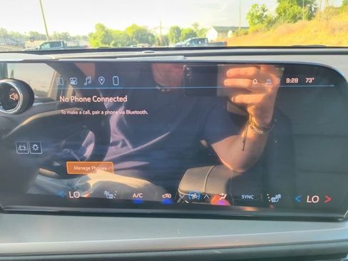 New 2026 Chevrolet Traverse LT w/ Enhanced Driving Package image 24