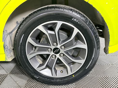 Used 2019 Chevrolet Sonic LT image 35