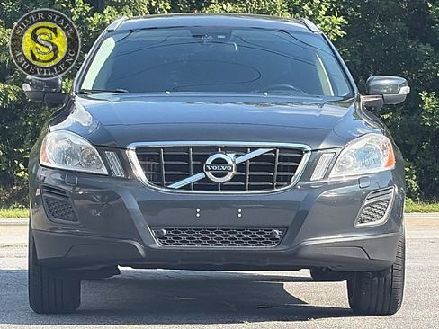 Used 2012 Volvo XC60 T6 AWD/4WD image 2