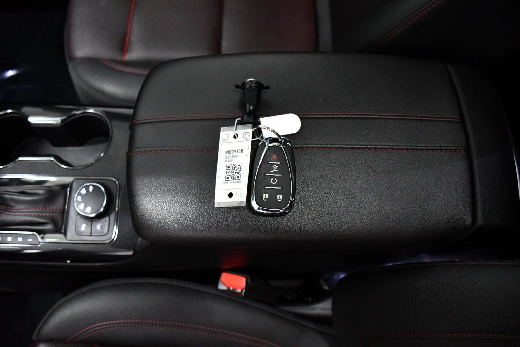 Used 2022 Chevrolet Blazer RS w/ Enhanced Convenience Package AWD/4WD image 24