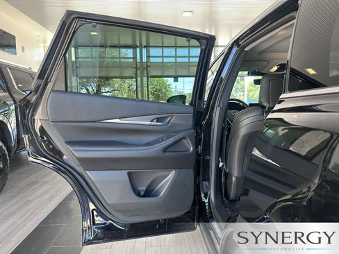 Used 2023 INFINITI QX60 Luxe w/ Cargo Package AWD/4WD image 27