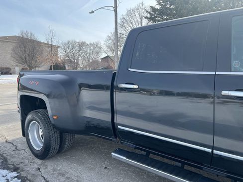Used 2018 Chevrolet Silverado 3500 High Country AWD/4WD image 17