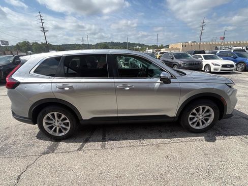 Used 2024 Honda CR-V EX image 9