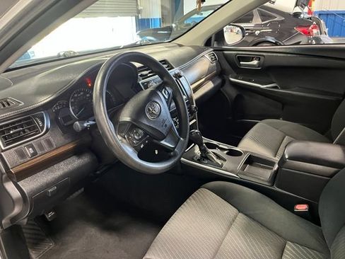 Used 2015 Toyota Camry LE FWD image 22