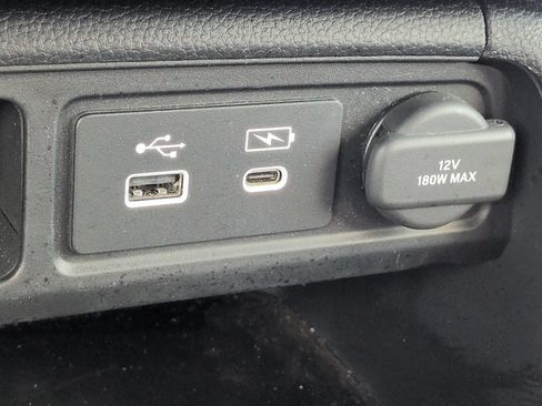 Used 2025 Honda Pilot Sport image 21