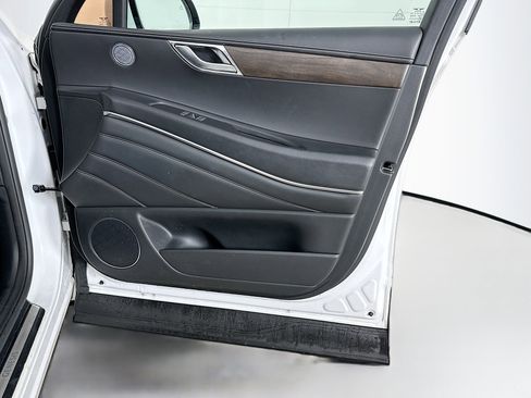 Used 2024 Genesis GV80 2.5T image 32