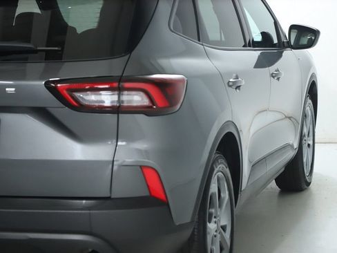 Used 2025 Ford Escape ST-Line FWD image 44