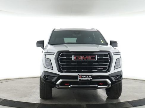 Used 2026 GMC Yukon XL AT4 w/ AT4 Premium Package AWD/4WD image 12