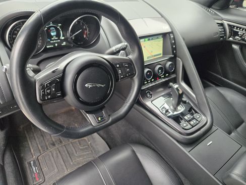 Used 2016 Jaguar F-TYPE R image 28