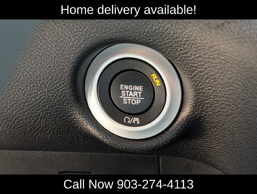 Used 2026 Chrysler Pacifica Select FWD image 21
