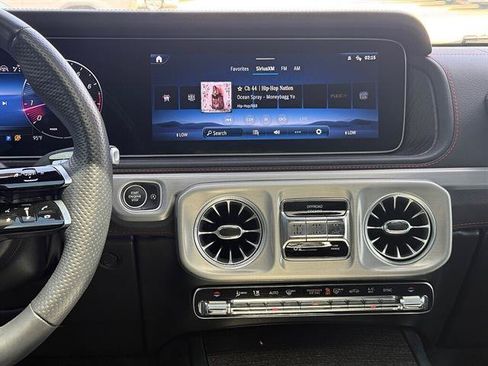 Used 2025 Mercedes-Benz G 550 image 14