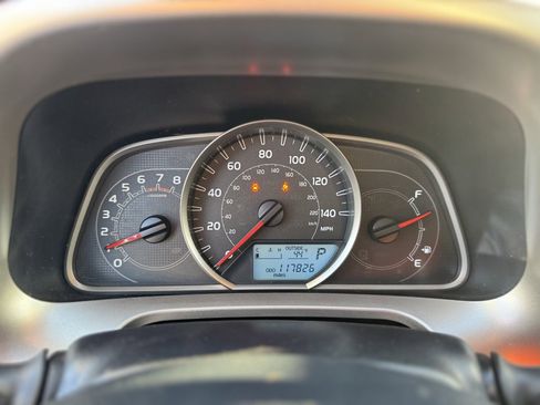 Used 2013 Toyota RAV4 XLE image 15