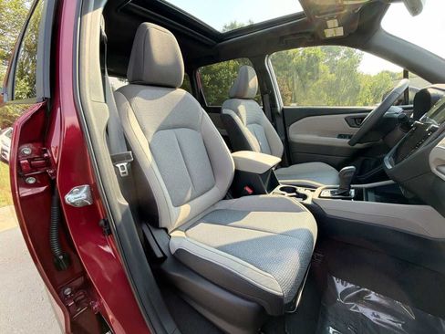 Certified 2025 Subaru Forester Premium w/ Convenience Package #1 AWD/4WD image 19