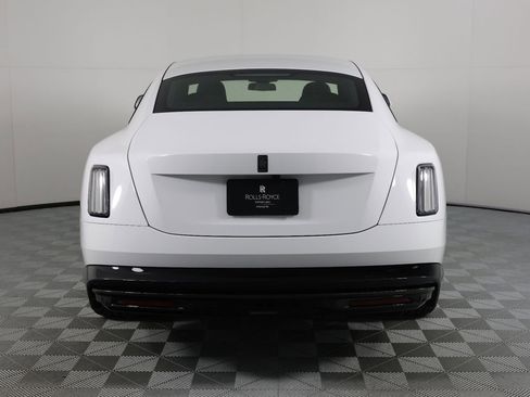New 2025 Rolls-Royce Spectre Black Badge image 6