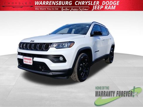 New 2026 Jeep Compass Latitude image 8
