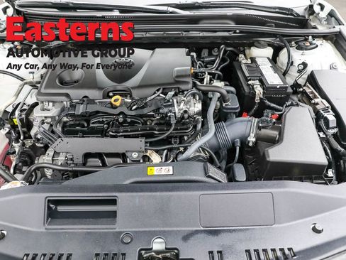 Used 2024 Toyota Camry SE image 7