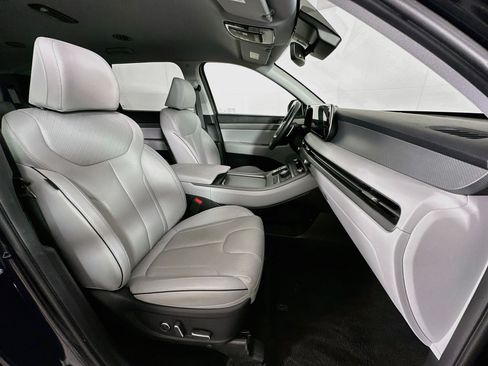 Used 2025 Hyundai Palisade SEL FWD image 33