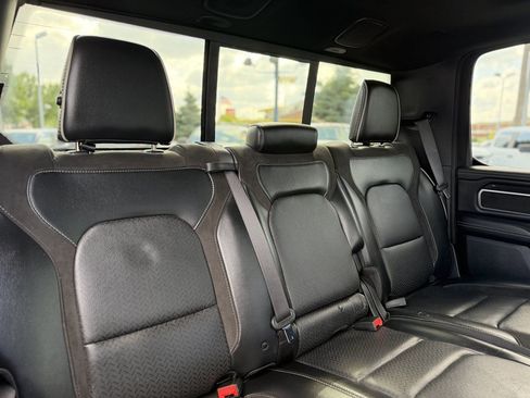 Used 2022 RAM 1500 Laramie w/ Sport Appearance Package AWD/4WD image 18