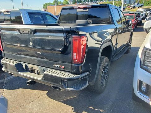 Used 2021 GMC Sierra 1500 AT4 w/ AT4 Premium Package image 9