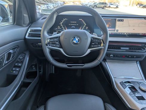 Used 2025 BMW 330i Sedan image 22