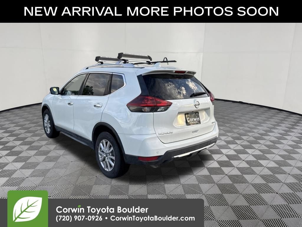 Used 2020 Nissan Rogue SV AWD/4WD image 4