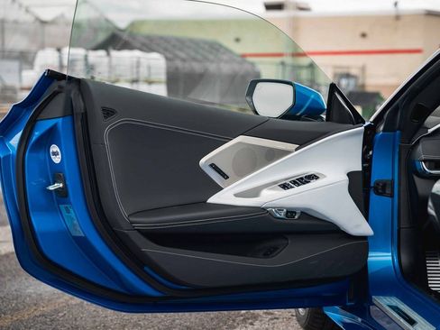 New 2025 Chevrolet Corvette Stingray Preferred Conv w/ 2LT RWD image 27