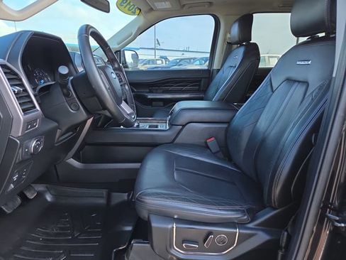 Used 2019 Ford Expedition Platinum image 10
