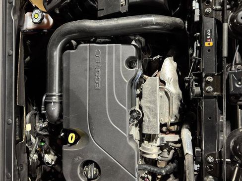 Used 2022 Chevrolet Malibu LS image 34