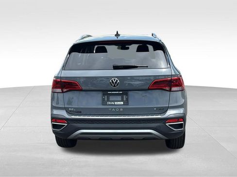 Used 2024 Volkswagen Taos SEL AWD/4WD image 6