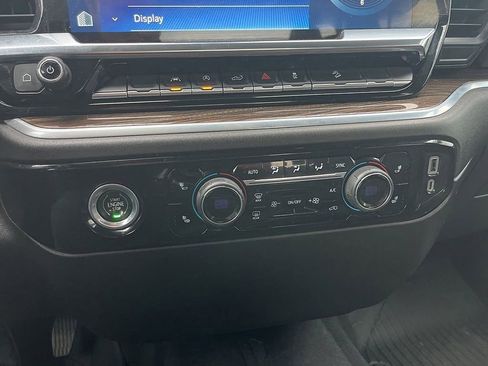 Used 2022 Chevrolet Silverado 1500 RST image 36