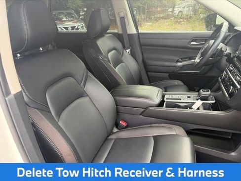 Used 2024 Nissan Pathfinder SL w/ SL Premium Package FWD image 14