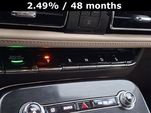 Certified 2022 Lincoln Nautilus AWD image 15