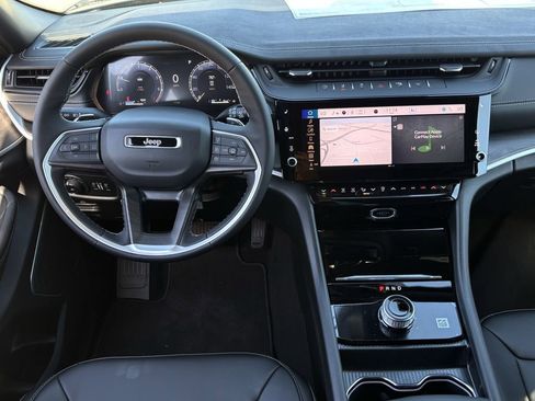 New 2026 Jeep Grand Cherokee Limited w/ Limited Altitude Package RWD image 9