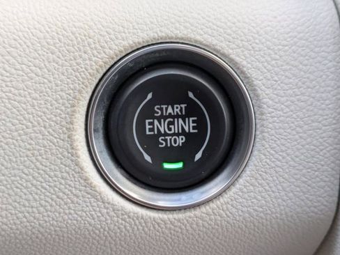 Used 2024 GMC Acadia Denali image 33