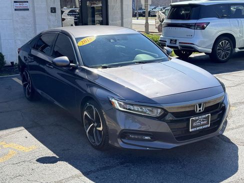 Used 2018 Honda Accord Sport image 14