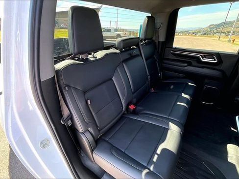 Used 2024 GMC Sierra 3500 SLT w/ SLT Convenience Package AWD/4WD image 25