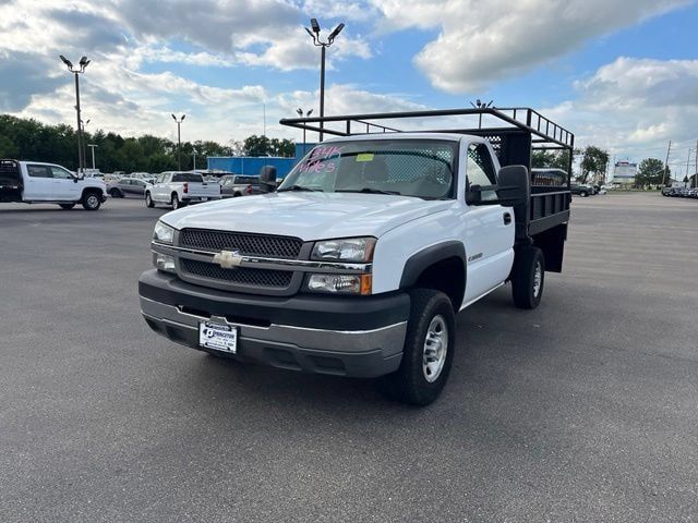 Used 2004 Chevrolet Silverado 2500 W/T RWD image 2