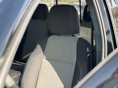 Used 2020 Toyota Tacoma TRD Off-Road w/ Technology Package image 6