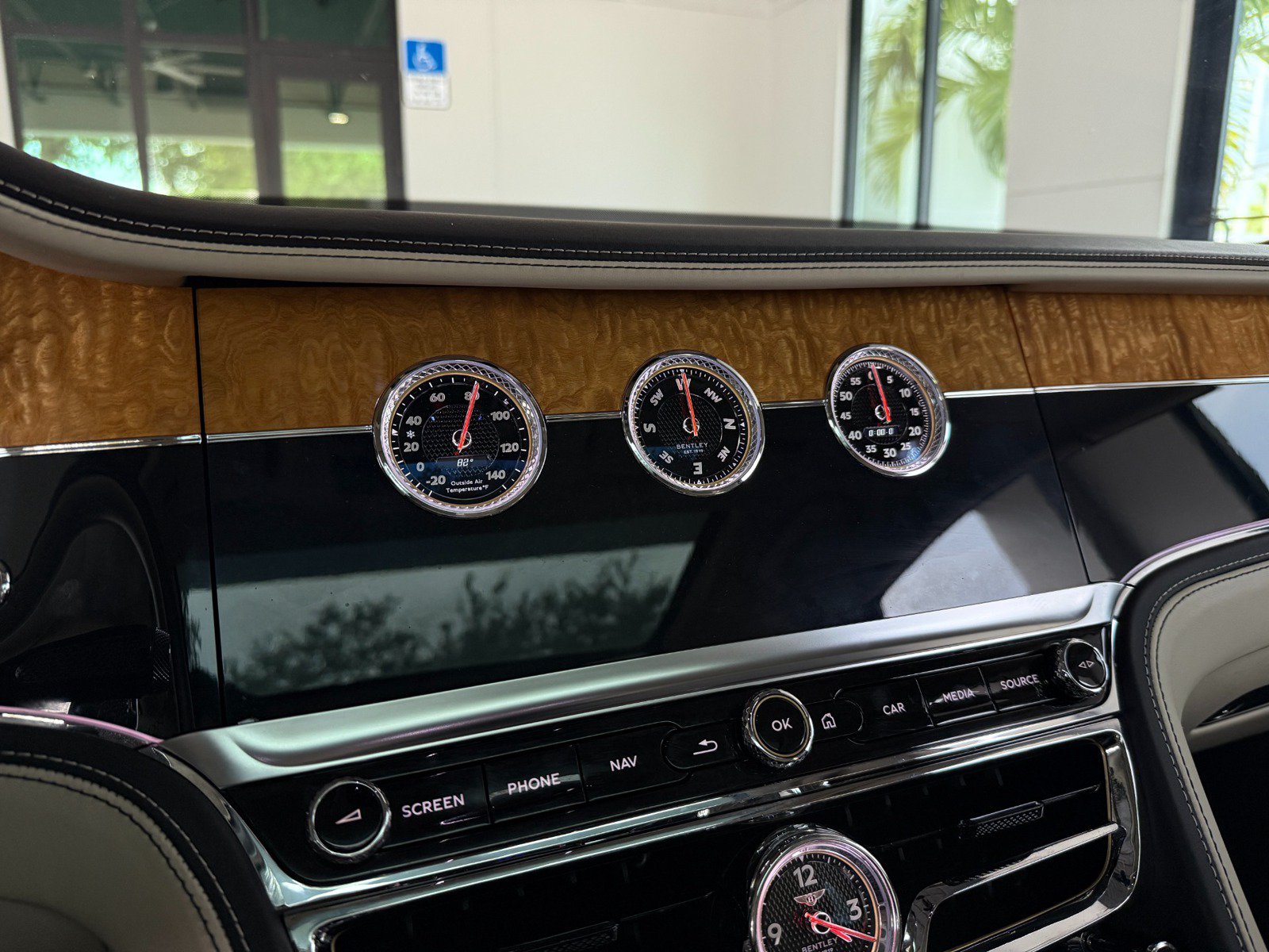 Used 2020 Bentley Flying Spur W12 AWD/4WD image 46