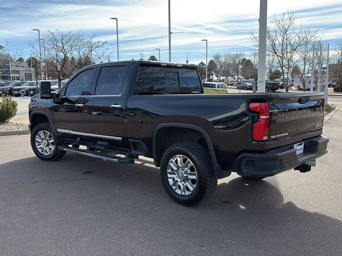 Used 2024 Chevrolet Silverado 3500 High Country w/ Z71 Off-Road Package image 4