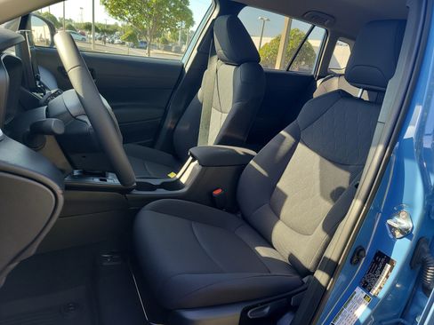 Certified 2026 Toyota Corolla Cross LE image 20